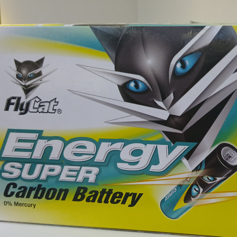 Bu Flycat Super Energy AA karbon pil paketi şunları içerir: